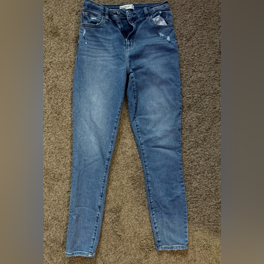Abercrombie & Fitch Women's Blue Skinny Jeans